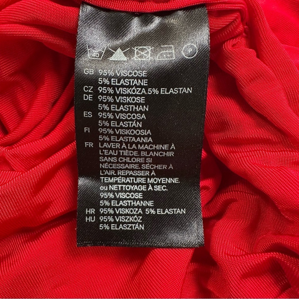 H&M BodyCon Ruched Dress, Red in Size S - Picture 9 of 10